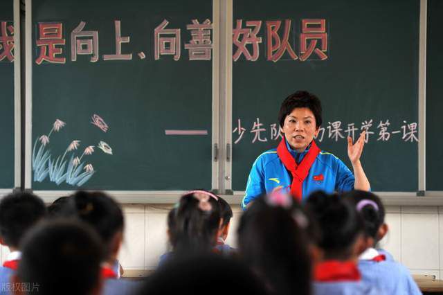 此前在对阵上海的比赛中，周琦膝盖受伤离场，随后一直缺阵至今。